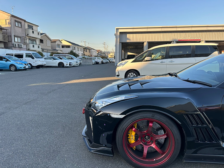 赤ホイールのGTR R35