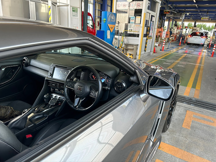 GTR R35の車検待ち中